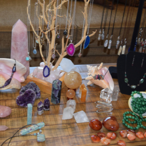 Have fun shopping for the perfect crystal gifts!
