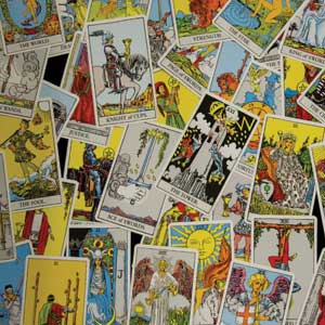 Understand the connection between tarot and the spirit world.
