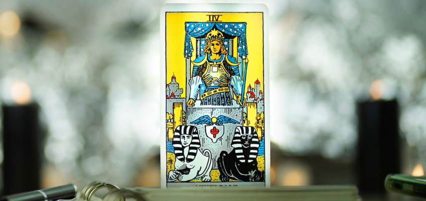 Chariot Tarot Card